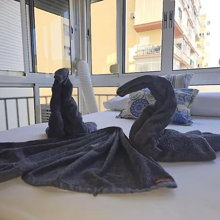 Garajonay Studio Apartment In The Center Of Torremolinos By Namaste Elite Exterior photo